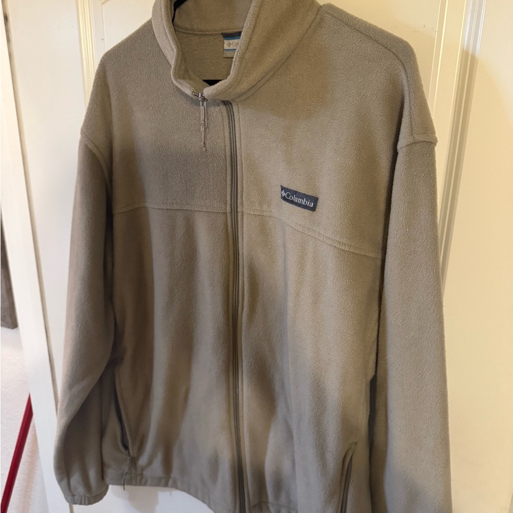 Men’s Columbia Tan Fleece Jacket